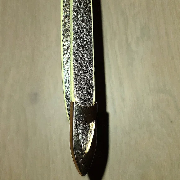 White gold thin belt - Picture 3 of 6
